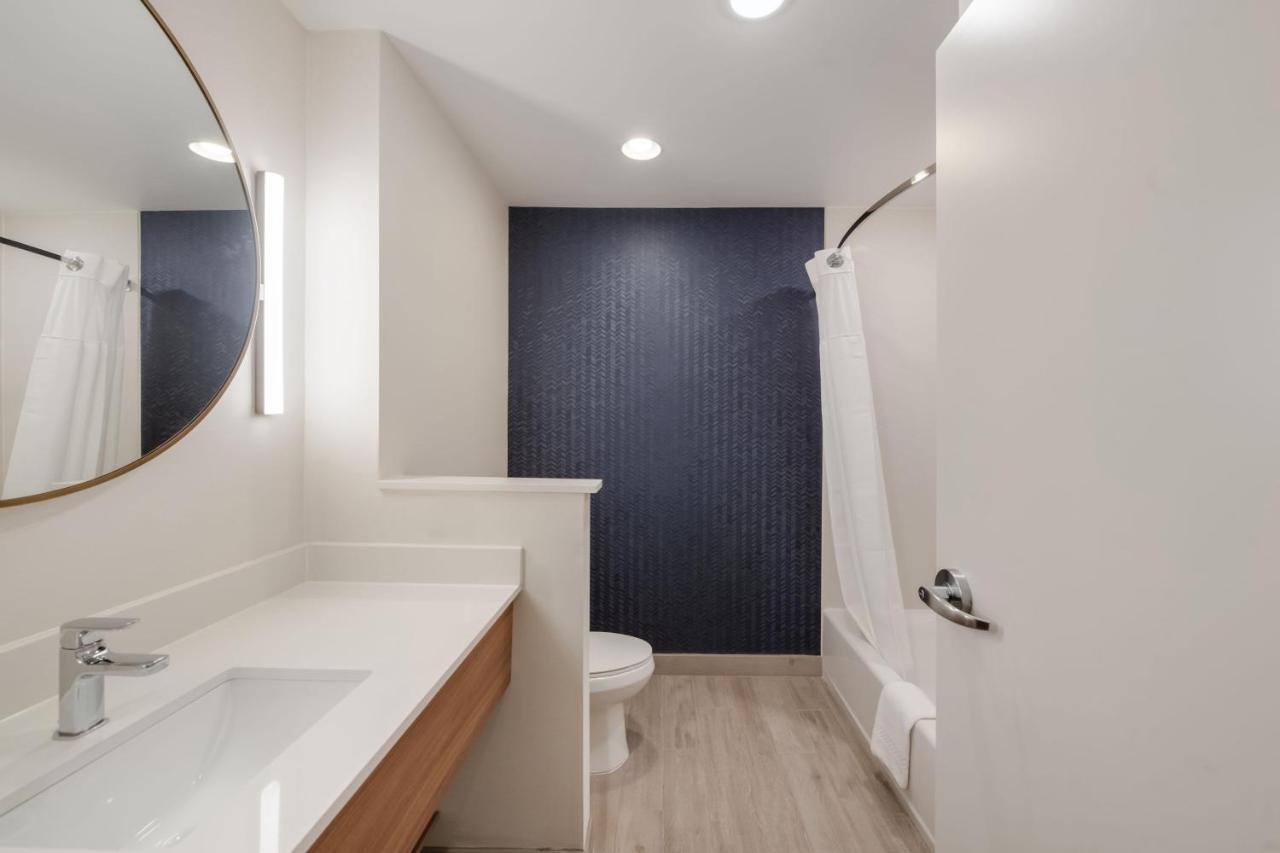 Fairfield By Marriott Inn & Suites Virginia Beach Town Center 外观 照片