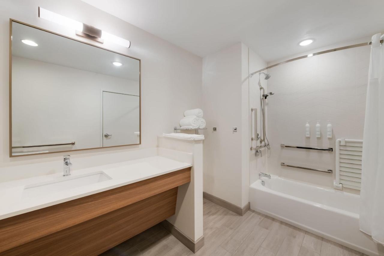 Fairfield By Marriott Inn & Suites Virginia Beach Town Center 外观 照片